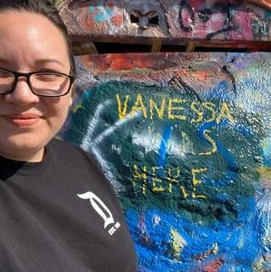 Meet your Posher, Vanessa